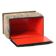 Load image into Gallery viewer, Russian Lacquer Box from Palekh, Russia. c.1991