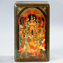 Load image into Gallery viewer, Russian Lacquer Box from Palekh, Russia. c.1991