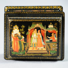 Load image into Gallery viewer, Russian Lacquer Box from Palekh, Russia. c.2001