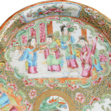 Load image into Gallery viewer, Rose Medallion Tri-shaped tray, China, 19th century