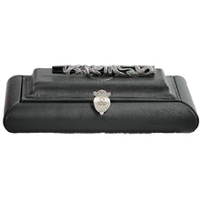 Load image into Gallery viewer, Parker Snake Silver Limited Edition Fountain Pen - Medium Nib