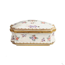 Load image into Gallery viewer, Porcelain Dresser Box in the Louis XV style by Samson &amp; Company, Paris, c.1875.