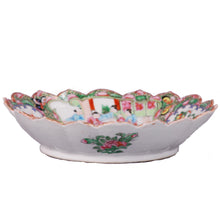 Load image into Gallery viewer, Rose Medallion Petal Plate. China, c.1870