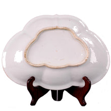 Load image into Gallery viewer, Rose Medallion Tray. China, c.1865