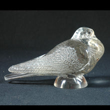 Load image into Gallery viewer, Pair of Lalique pre-war Pigeons Bruges and Verviers, Signed