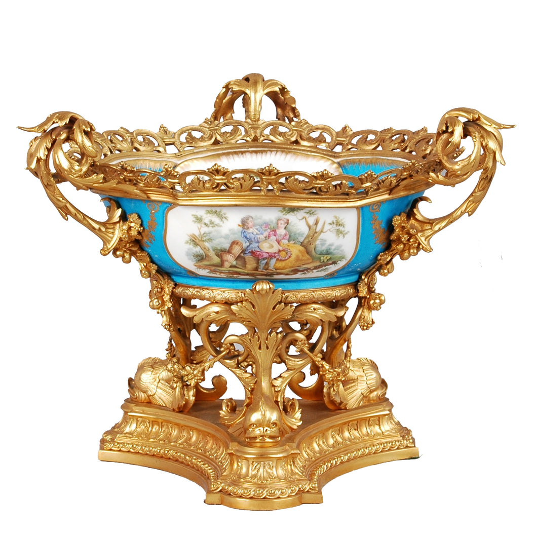 Sèvres centerpiece bowl in ormolu mounts, 19th century
